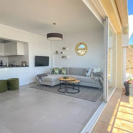 Atico En Alquiler De Ensueno Cerca De Nerja Apartment *